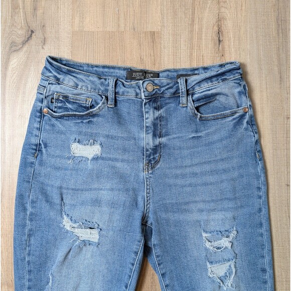 Judy Blue Size 11/30 Boyfriend Fit Jeans High Rise Ripped Distressed Stretch - Picture 2 of 11